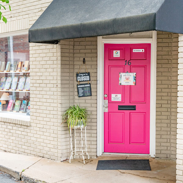 Pig City Books, Inc, Shops at Uptown Lexington, North Carolina